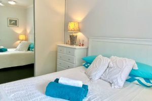 room 1 300x200.jpg